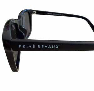 Privé Revaux The Beau Black Polarized Sunglasses